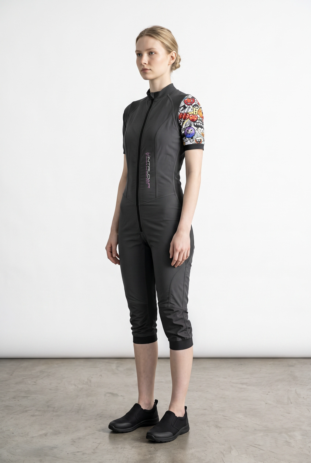 Freefly CF Short Female - Black/Cartoon Chaos Printed Arm