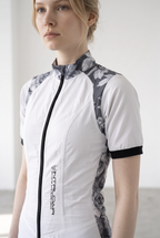 Freefly CF Short Female - White/White Lotus Print