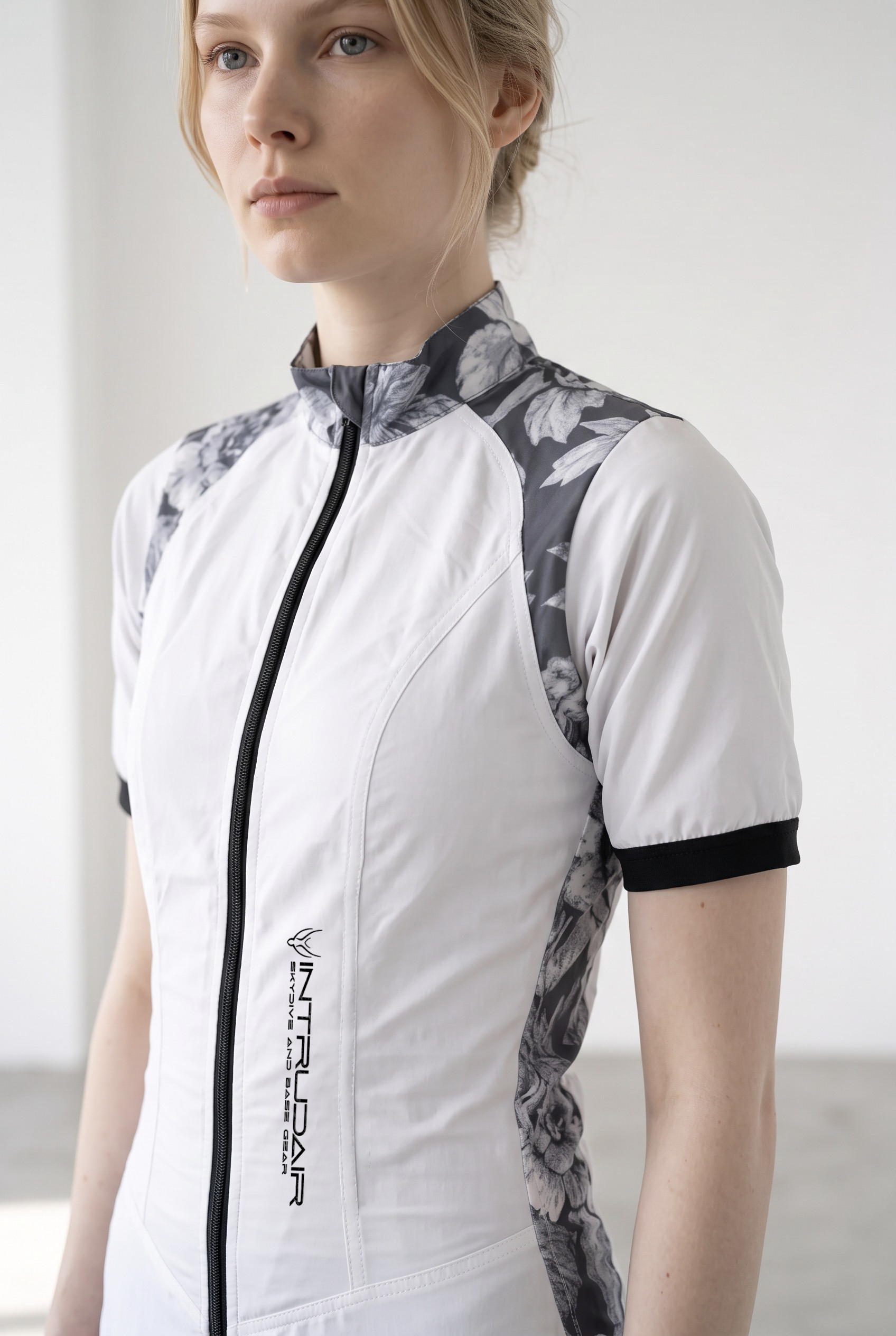 Freefly CF Short Female - White/White Lotus Print