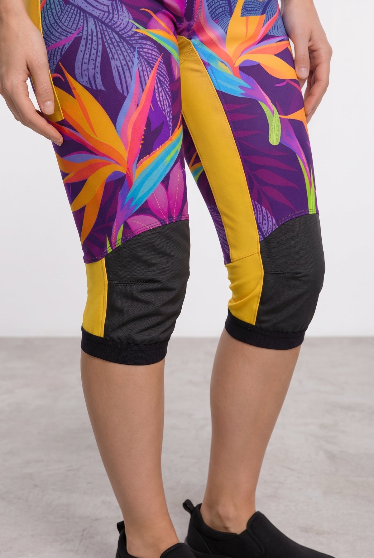 Freefly CF Short Female - Yellow/Tropical Flare Print