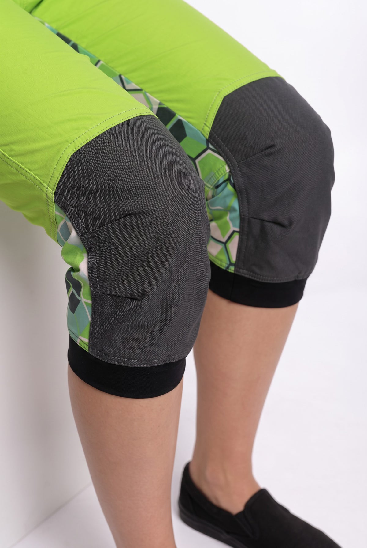 Freefly CF Short Female - Apple Green/Green Grid Print