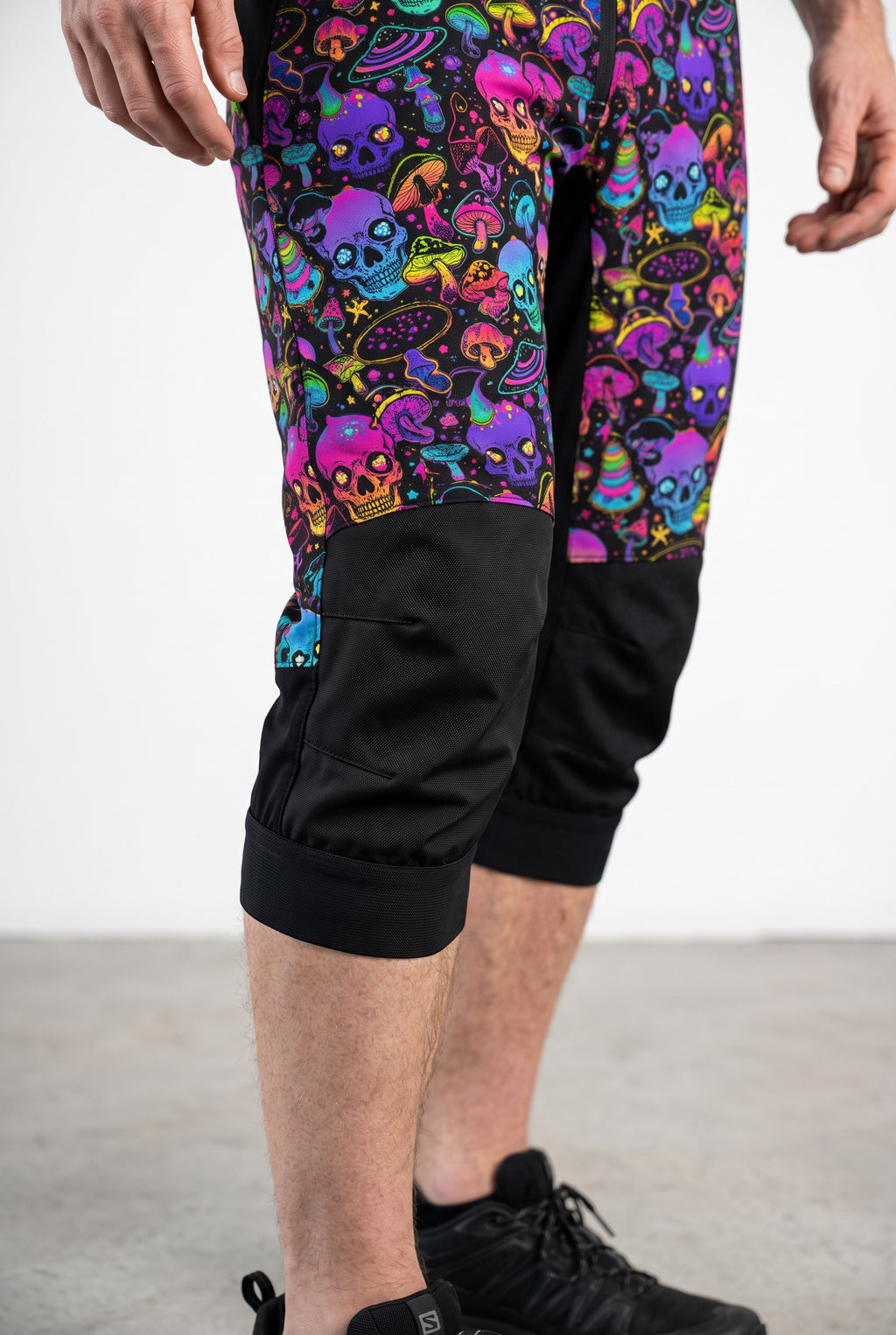 Freefly CF Short - Black/Cosmic Skulls Print