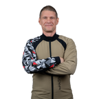 Freefly C+ Beige With Red Print