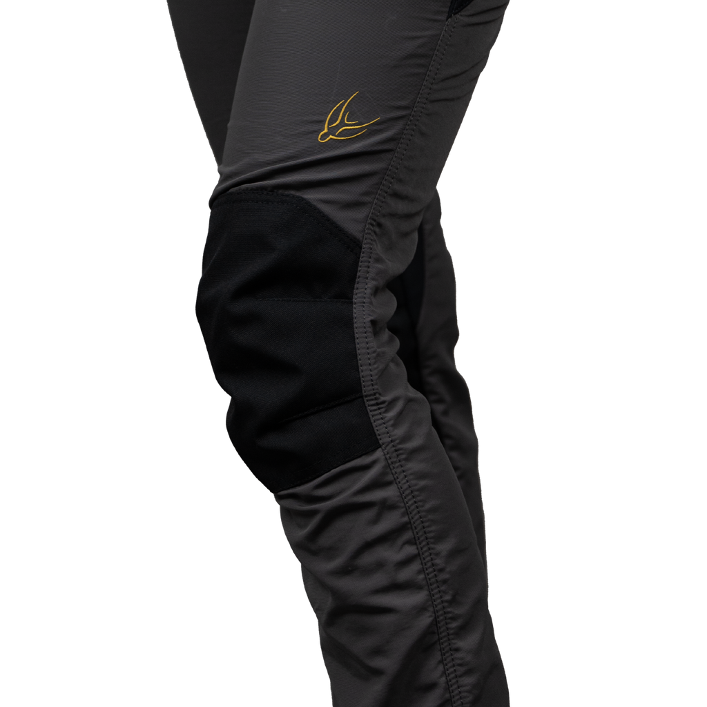 Freefly C+ Beige With Red Print