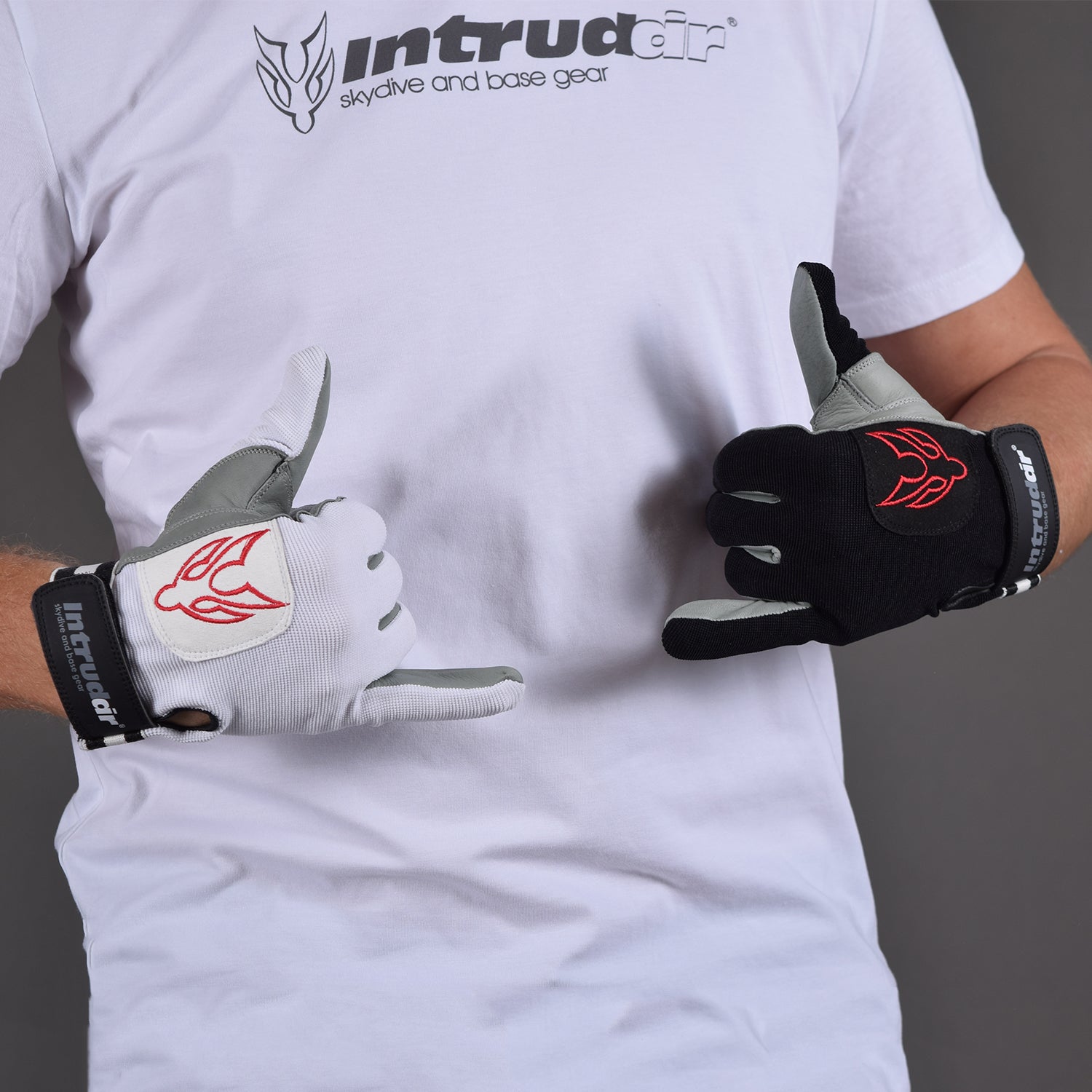 Skydive Gloves White